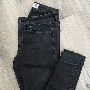 Black Skinny Jeans